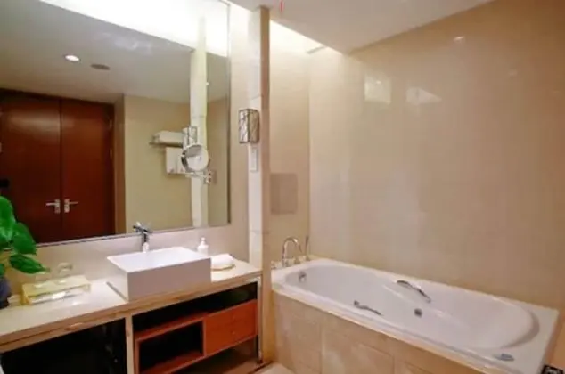 Comfort Süit, Göl Manzaralı