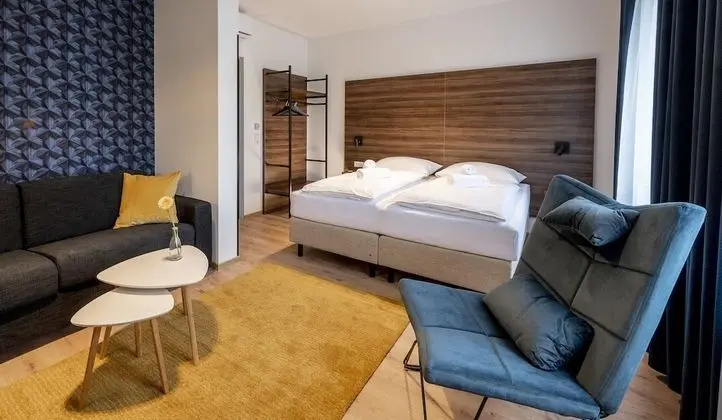 Deluxe Üç Kişilik Oda