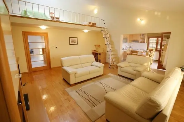 Deluxe Apart Daire, 3 Yatak Odası, 2 Banyolu, Denize Bakan