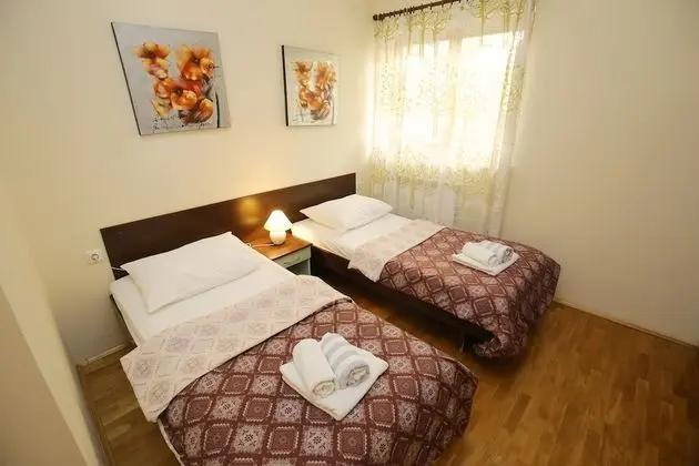 Standard Apart Daire, 2 Yatak Odası, Teras, Denize Bakan