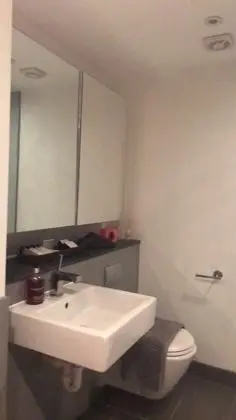 Tek Büyük Yataklı Oda, Banyolu/Duşlu