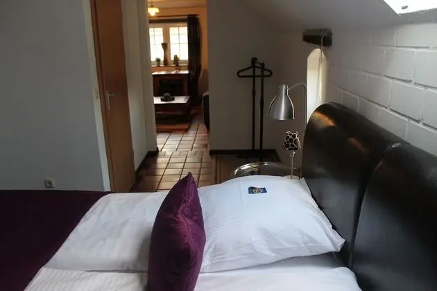 Comfort Tek Büyük Yataklı Oda