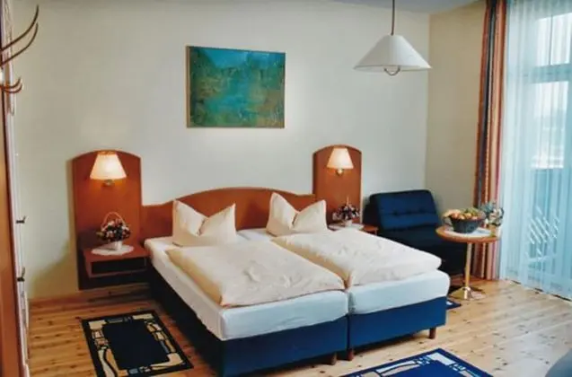 Comfort Tek Büyük Yataklı Oda