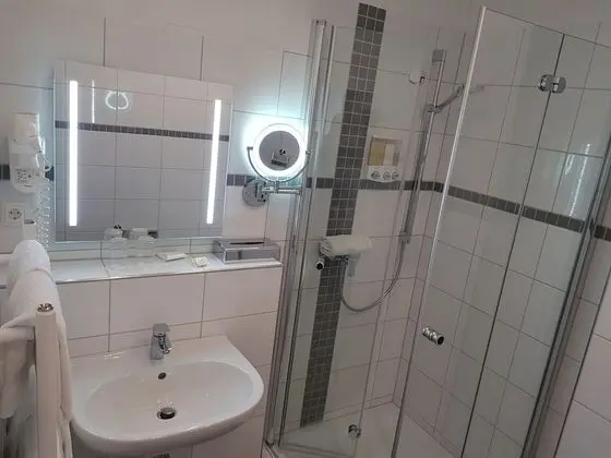 Standard Tek Büyük Yataklı Oda, Balkon