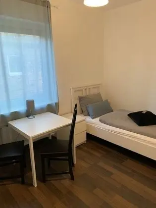 Basic Tek Büyük Yataklı Oda (3)