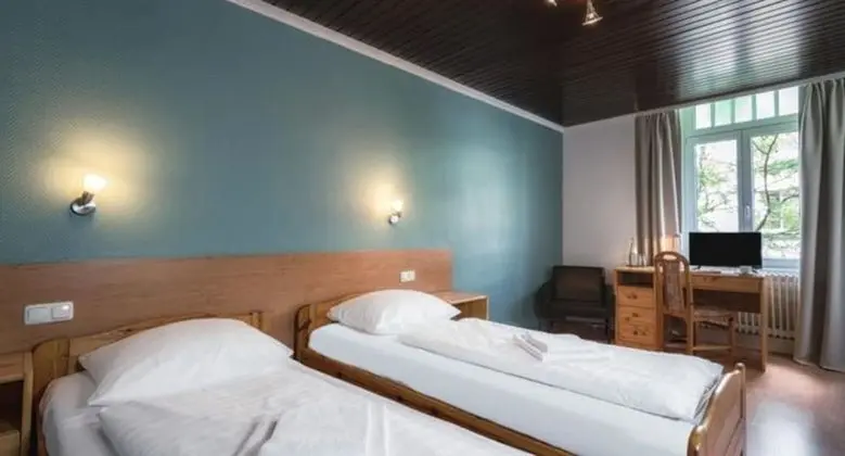 Tek Büyük Yataklı Oda (large)