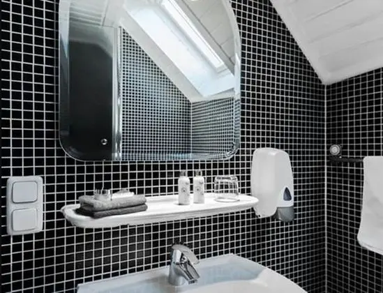 Tek Büyük Yataklı Oda (large)