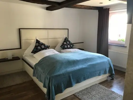 Comfort Tek Büyük Yataklı Oda