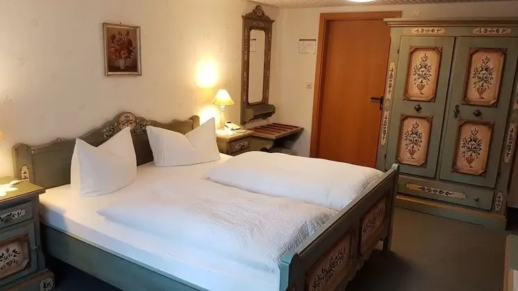 Tek Büyük Yataklı Oda, 1 Büyük (Queen) Boy Yatak, Sigara İçilmez, Dağ Manzaralı