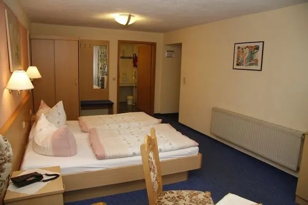 Tek Büyük Yataklı Oda, 1 Büyük (Queen) Boy Yatak, Sigara İçilmez, Dağ Manzaralı