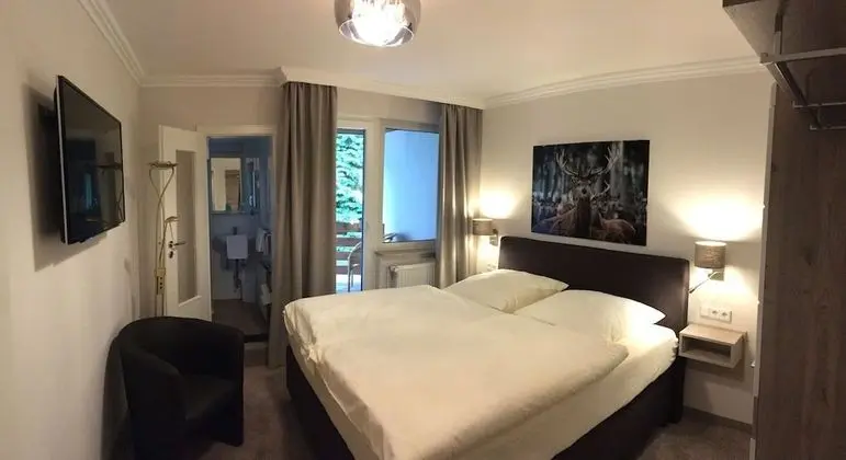 Tek Büyük Yataklı Oda, Balkon