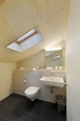 Classic Tek Büyük Yataklı Oda