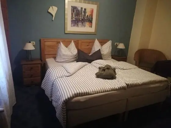 Tek Büyük Yataklı Oda