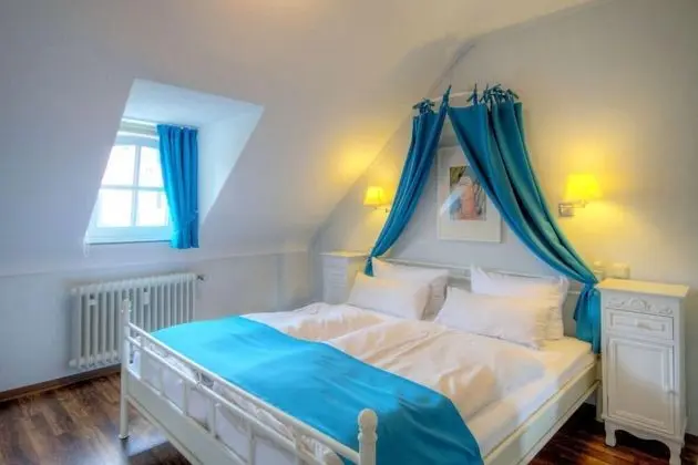 Tek Büyük Yataklı Oda