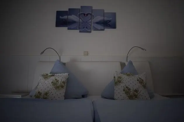 Basic Üç Kişilik Oda