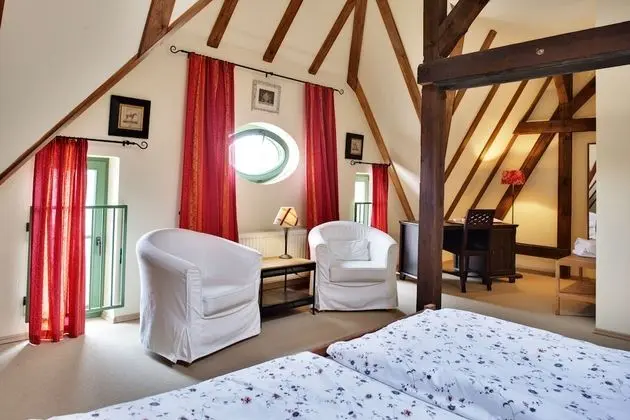 Tek Büyük Yataklı Oda