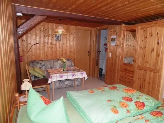 Comfort İki Ayrı Yataklı Oda, 1 Yatak Odası, Bahçe Manzaralı (Oybin 3*)