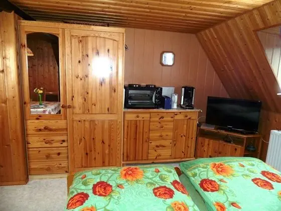 Comfort İki Ayrı Yataklı Oda, 1 Yatak Odası, Bahçe Manzaralı (Oybin 3*)