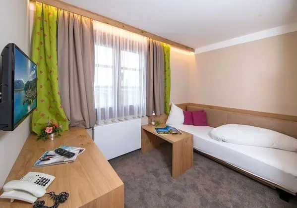 Family Dört Kişilik Oda, 1 Çift Kişilik Yatak ve Çekyat, Bağlantılı Odalar