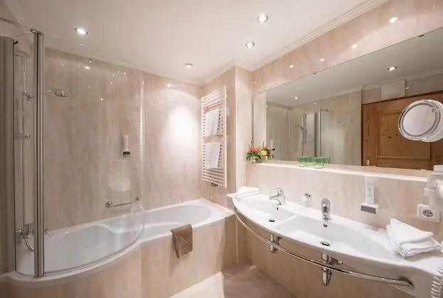 Superior Tek Büyük Yataklı Oda