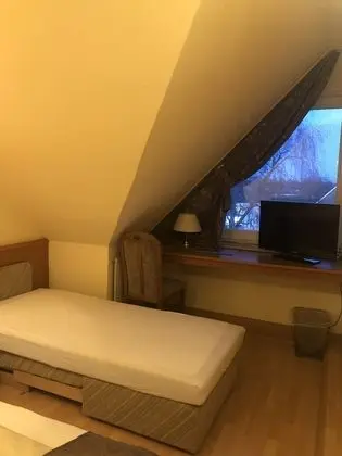 Tek Büyük Yataklı Oda