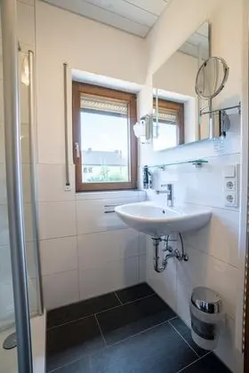 Standard Tek Büyük Yataklı Oda, Banyolu/Duşlu