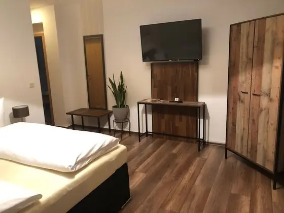 Comfort Tek Büyük Yataklı Oda