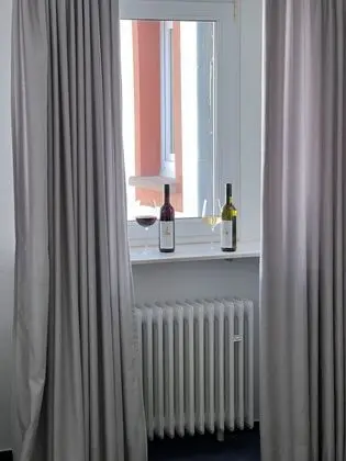 Business Tek Büyük Yataklı Oda