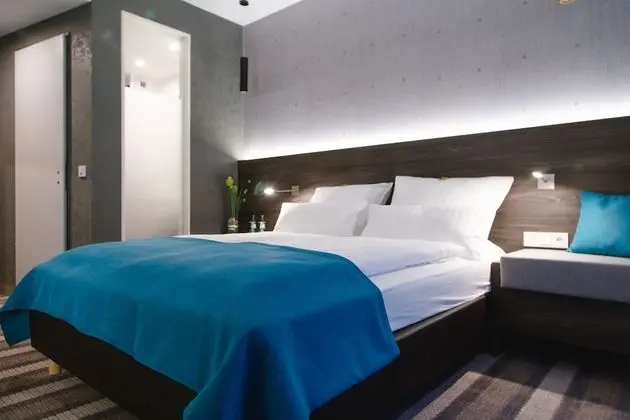 Comfort Tek Büyük Yataklı Oda