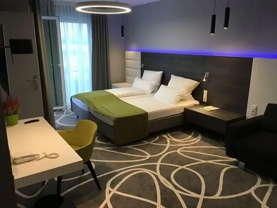 Comfort Tek Büyük Yataklı Oda