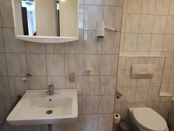 Süit, Banyolu/Duşlu
