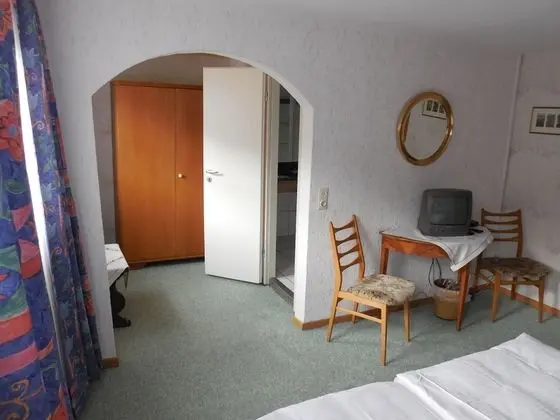 Standard Tek Büyük Yataklı Oda