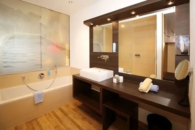Süit, Sauna, Dağ Manzaralı