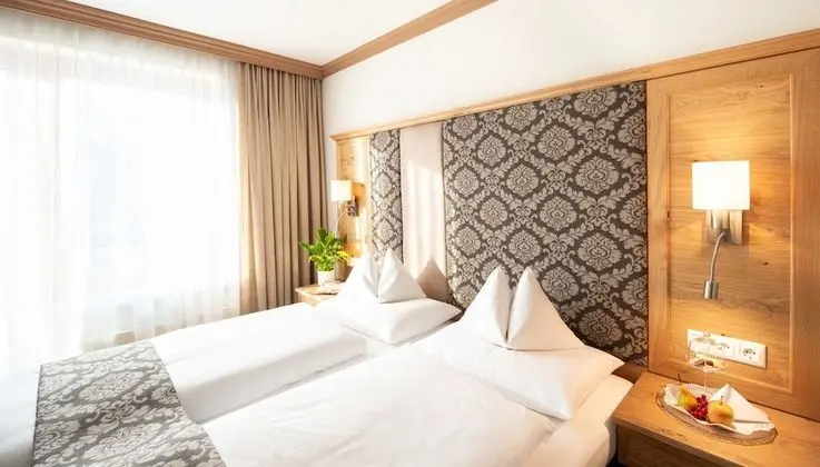 Standard Tek Büyük Yataklı Oda, Balkon, Dağ Manzaralı (Schlossalm)