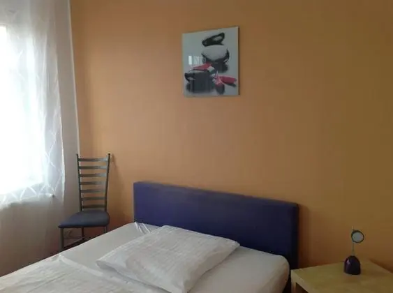 Tek Büyük Yataklı Oda