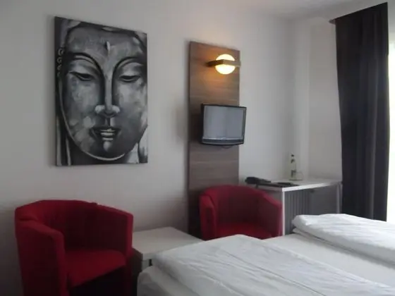 Standard Tek Büyük Yataklı Oda