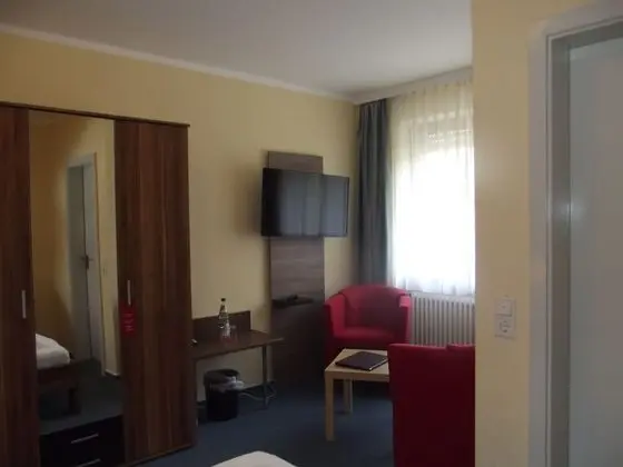 Standard Tek Büyük Yataklı Oda