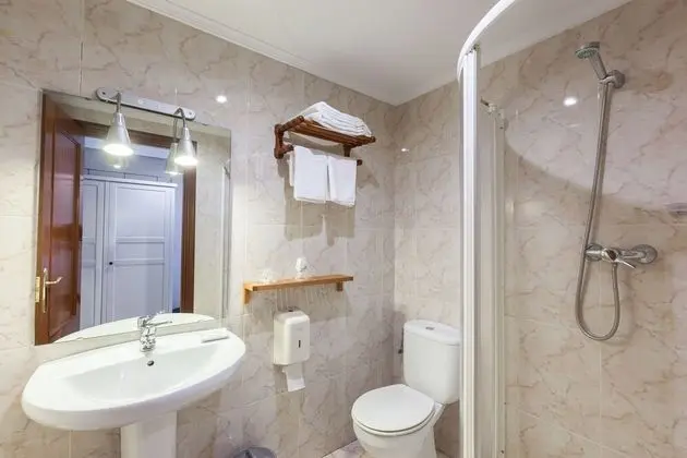 Tek Büyük veya İki Ayrı Yataklı Oda