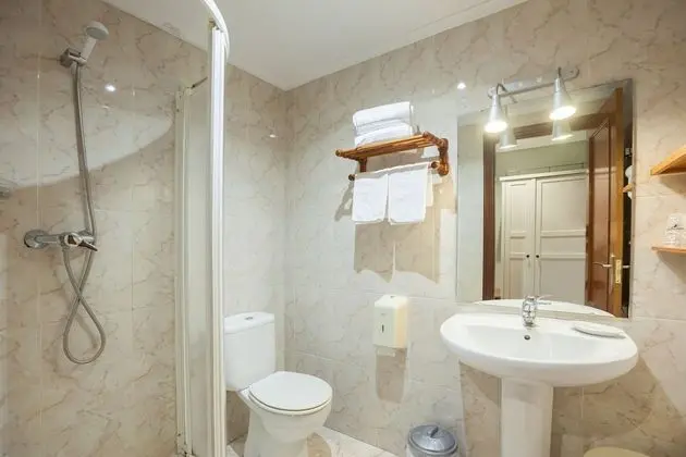 Tek Büyük veya İki Ayrı Yataklı Oda