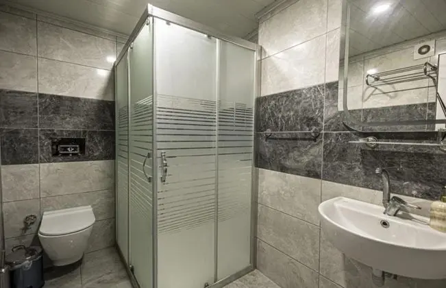 Aile Odası, Avlu Manzaralı, 1. Kat