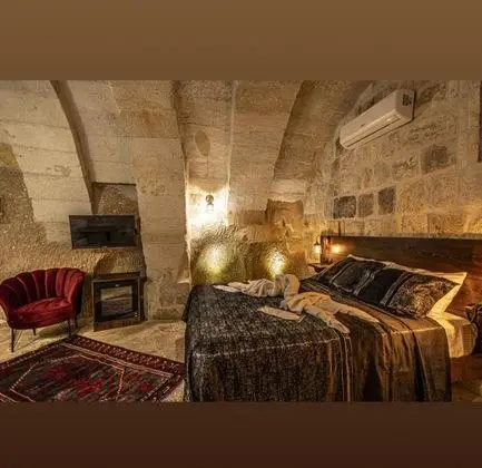 Aile Suiti, Avlu Manzaralı, Jakuzili (2 Kişilik)