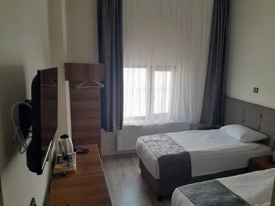 Economy İki Ayrı Yataklı Oda