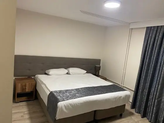 Economy Tek Büyük veya İki Ayrı Yataklı Oda