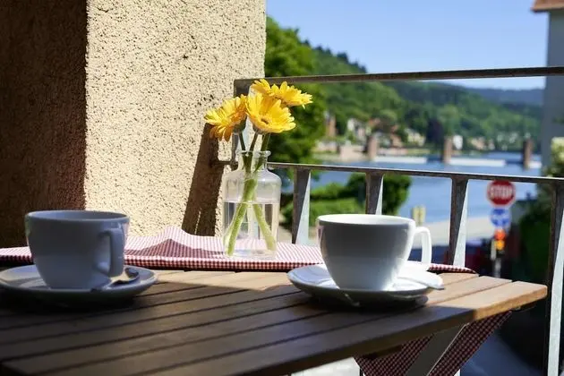 Classic Tek Büyük Yataklı Oda, 1 Yatak Odası, Nehir Manzaralı, Ek Bina (Stair Access)