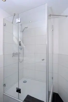 Tek Büyük Yataklı Oda (with extra bed)