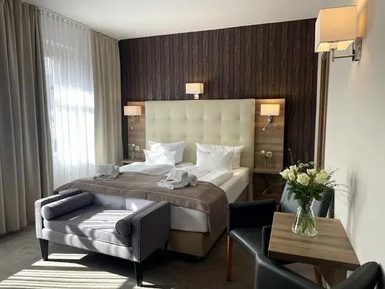 Classic Tek Büyük Yataklı Oda