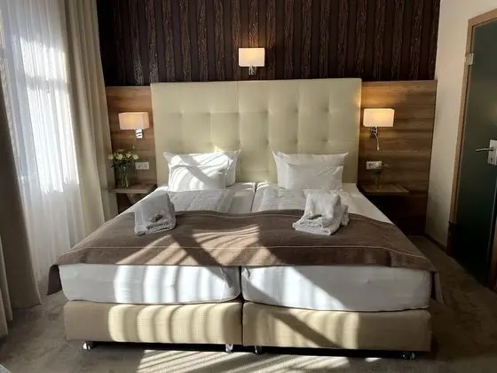 Classic Tek Büyük Yataklı Oda