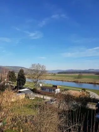 Family Oda, Dağ Manzaralı