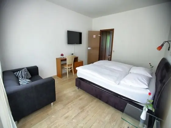 Comfort Tek Büyük Yataklı Oda, Banyolu/Duşlu (Gartenblick)