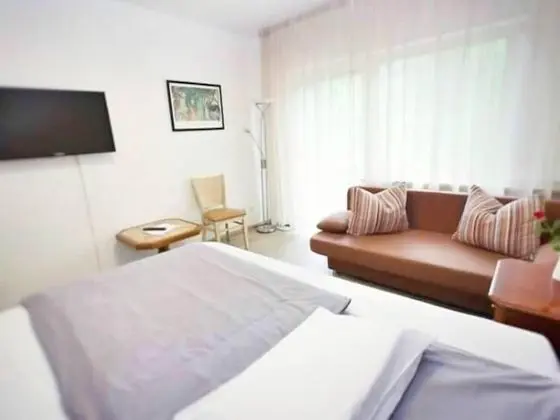 Comfort Üç Kişilik Oda, Banyolu/Duşlu (Gartenblick)